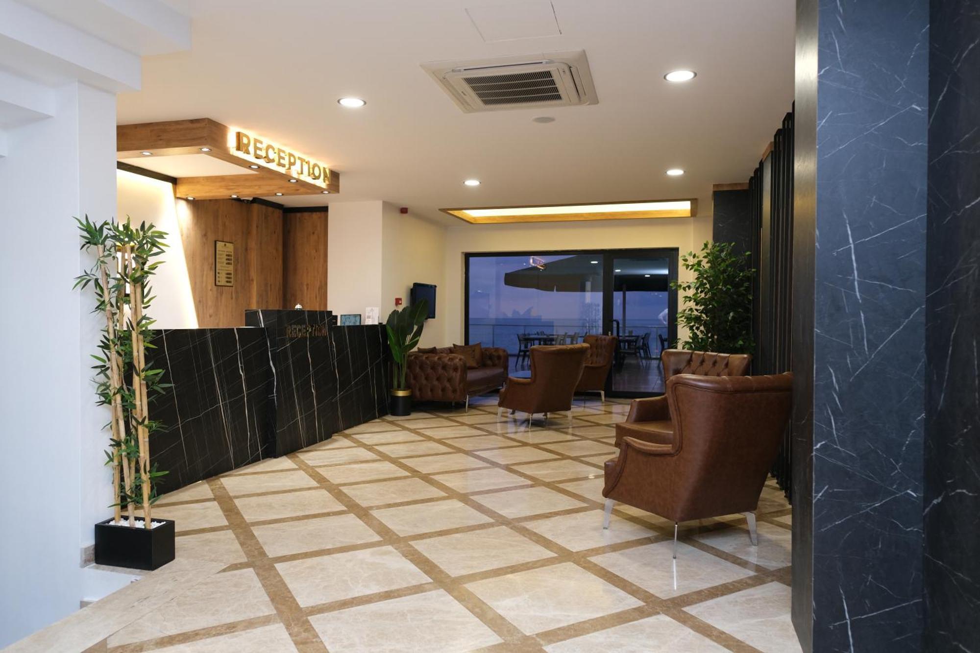 The Marine Hotel Trabzon Esterno foto