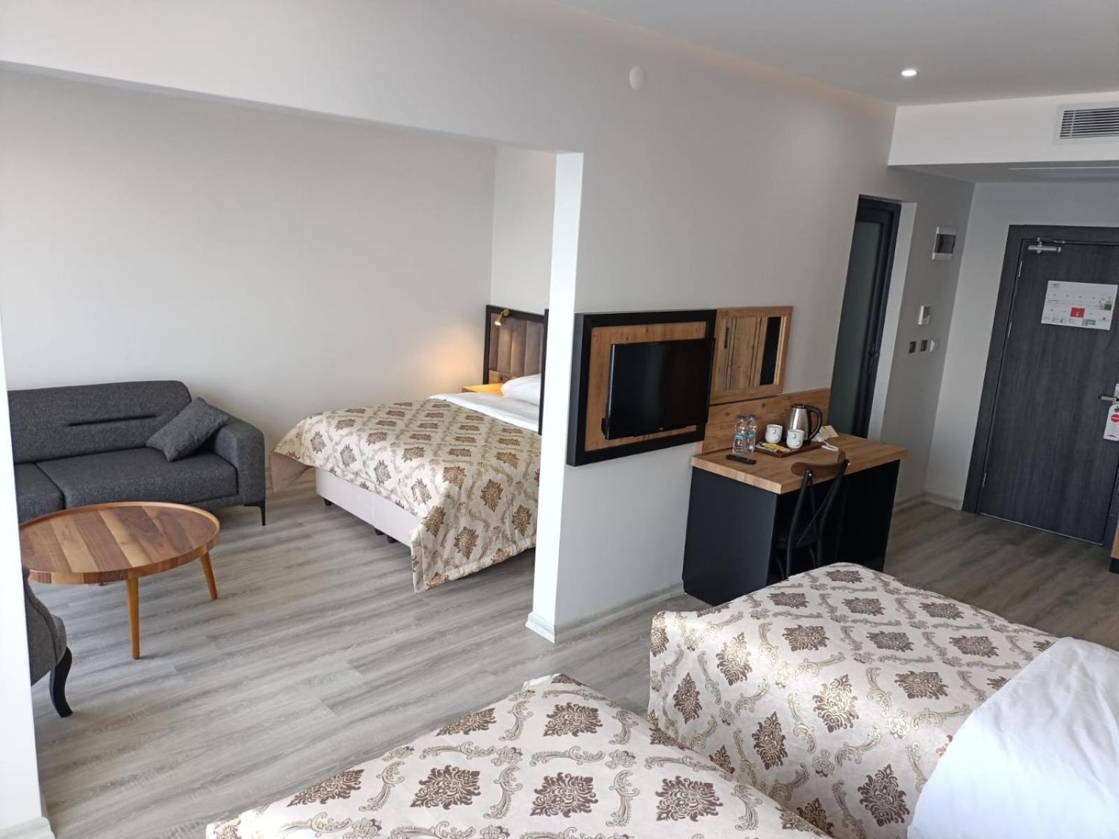 The Marine Hotel Trabzon Esterno foto